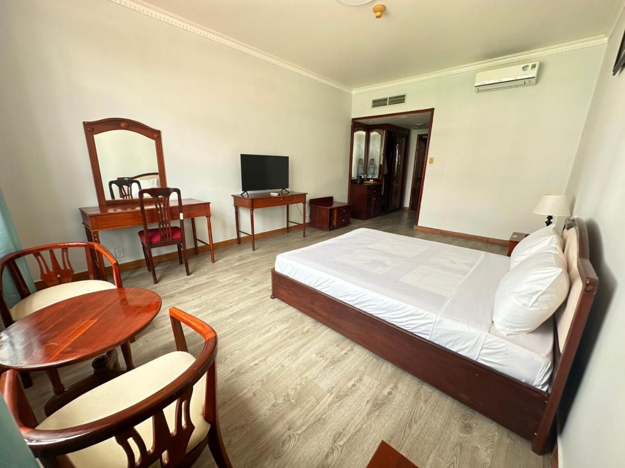 Ngoc Thu Hotel Soc Trang Екстер'єр фото