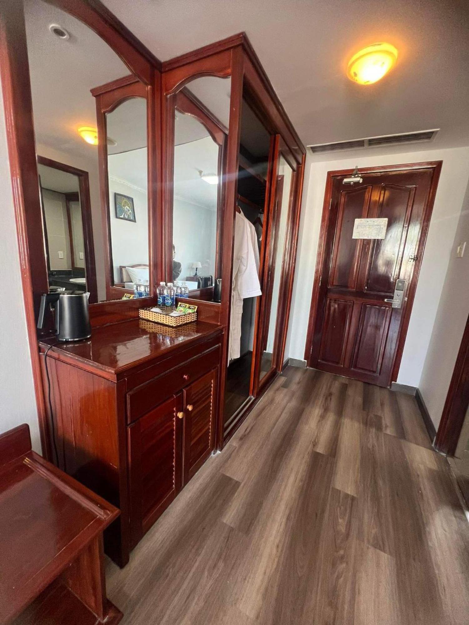 Ngoc Thu Hotel Soc Trang Екстер'єр фото